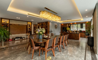 Bàn ăn gỗ óc chó giá rẻ, 5 mẫu bàn ăn phổ biến [Mới nhất 2025]